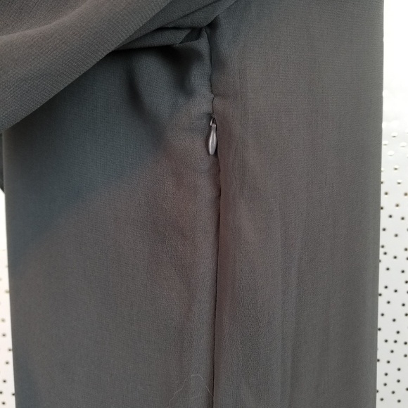 Francesca's | Grey Ruffle Front Shift Dress - Picture 5 of 8